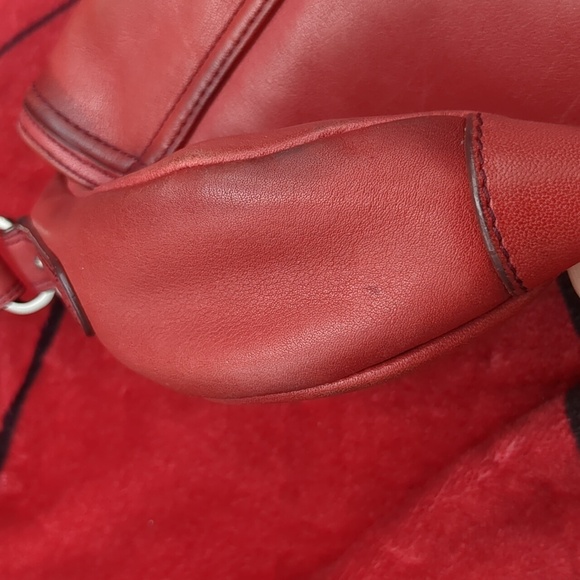 Calvin Klein red leather bag - Picture 7 of 16